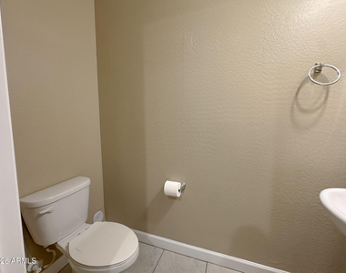 1367 S Country Club Drive - Photo Thumbnail 25