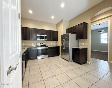 1367 S Country Club Drive - Photo Thumbnail 18