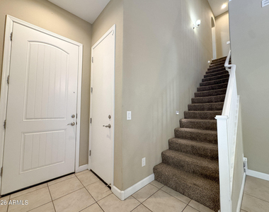 1367 S Country Club Drive - Photo Thumbnail 32