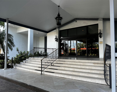 4280 Galt Ocean Drive - Photo Thumbnail 22