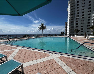 4280 Galt Ocean Drive - Photo Thumbnail 8