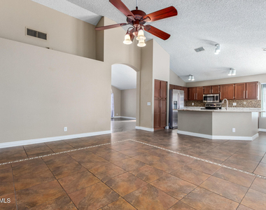 6601 E Presidio Street - Photo Thumbnail 12