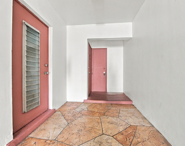616 Nw 13th Street - Photo Thumbnail 1