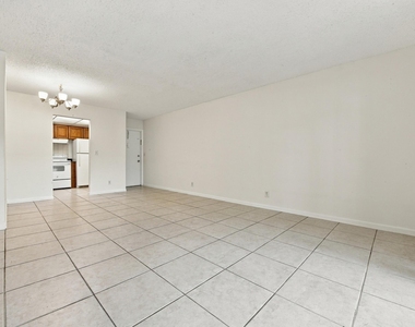 616 Nw 13th Street - Photo Thumbnail 5