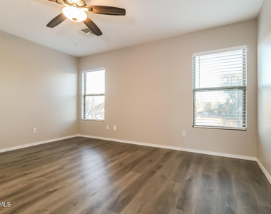 12846 W Soledad Street - Photo Thumbnail 7
