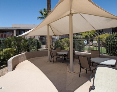 4354 N 82nd Street - Photo Thumbnail 13