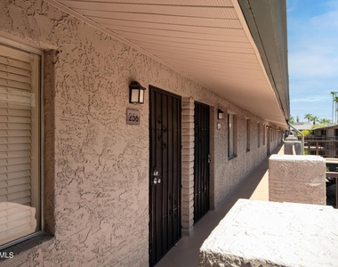 4354 N 82nd Street - Photo Thumbnail 3