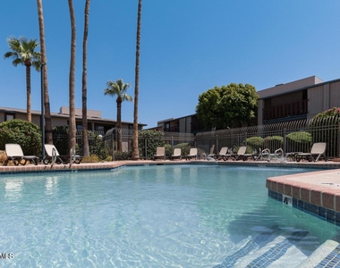 4354 N 82nd Street - Photo Thumbnail 15