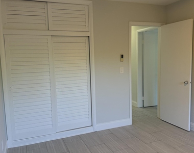 1643 Wiley Street - Photo Thumbnail 14
