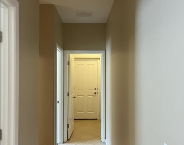 3120 E Patrick Street - Photo Thumbnail 9