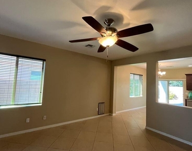3120 E Patrick Street - Photo Thumbnail 4