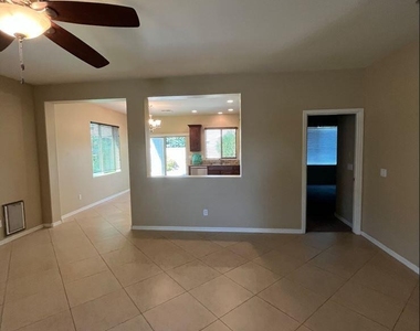 3120 E Patrick Street - Photo Thumbnail 5