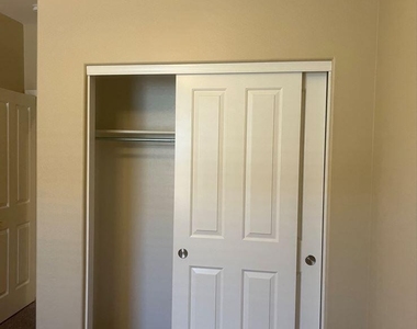 3120 E Patrick Street - Photo Thumbnail 12