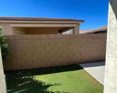 3120 E Patrick Street - Photo Thumbnail 25