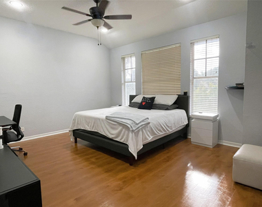 5780 Nw 120th Avenue - Photo Thumbnail 18