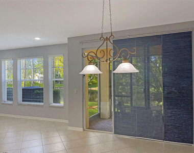 5780 Nw 120th Avenue - Photo Thumbnail 4