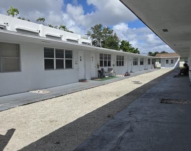2501 Pierce Street - Photo Thumbnail 13