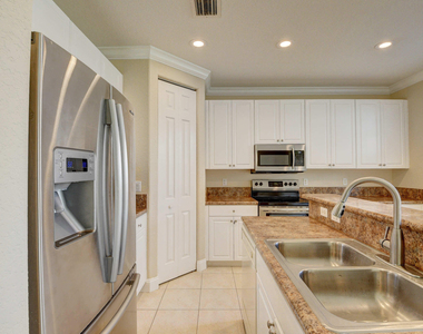 4353 Legacy Court - Photo Thumbnail 2