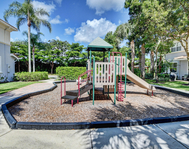 4353 Legacy Court - Photo Thumbnail 34