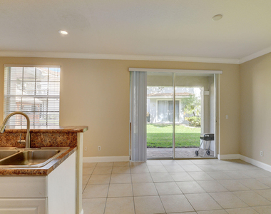 4353 Legacy Court - Photo Thumbnail 8