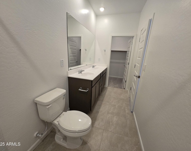 4720 E Amethyst Lane - Photo Thumbnail 22