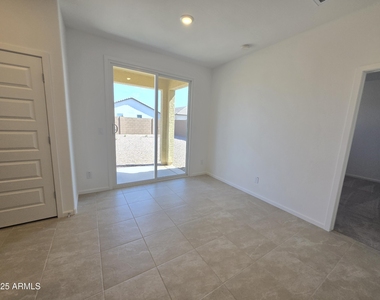 4720 E Amethyst Lane - Photo Thumbnail 15