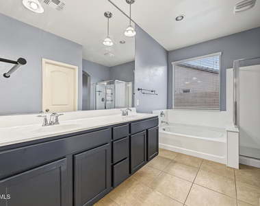 5596 E Helios Drive - Photo Thumbnail 25