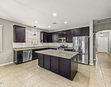 5596 E Helios Drive - Photo Thumbnail 15