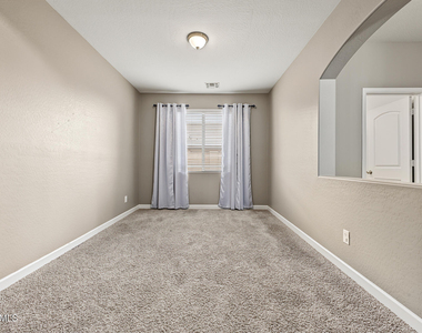 5596 E Helios Drive - Photo Thumbnail 7