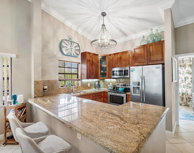 312 Liberty Court - Photo Thumbnail 11