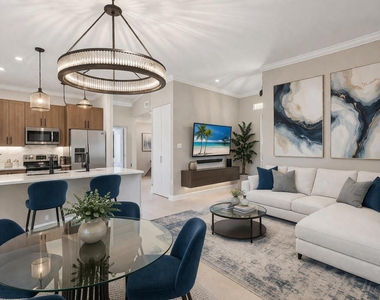 312 Liberty Court - Photo Thumbnail 7