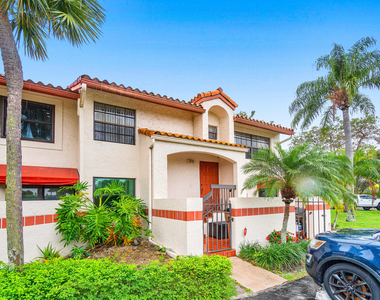 312 Liberty Court - Photo Thumbnail 1