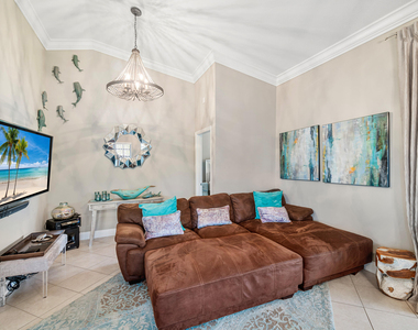 312 Liberty Court - Photo Thumbnail 12