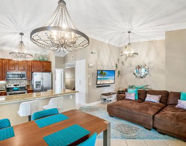 312 Liberty Court - Photo Thumbnail 6