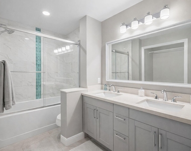 312 Liberty Court - Photo Thumbnail 30