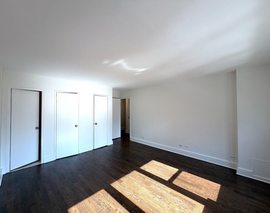 East 63rd Street - Photo Thumbnail 2