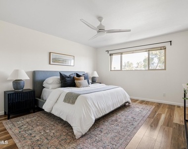 2524 S El Paradiso Drive - Photo Thumbnail 5