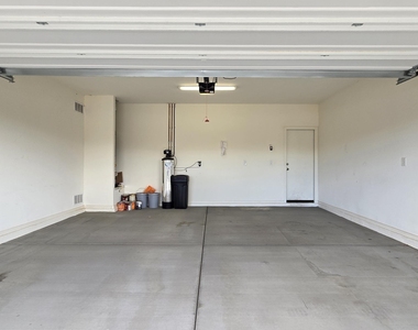 12736 W Midway Avenue - Photo Thumbnail 25