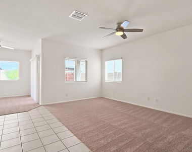 12736 W Midway Avenue - Photo Thumbnail 9