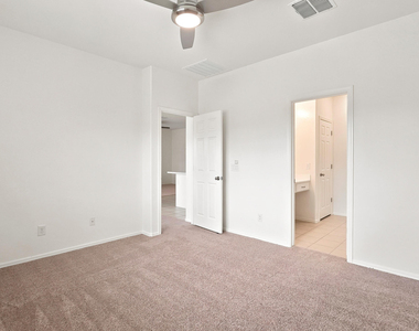 12736 W Midway Avenue - Photo Thumbnail 18