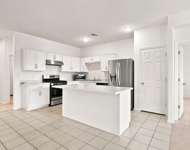 12736 W Midway Avenue - Photo Thumbnail 11