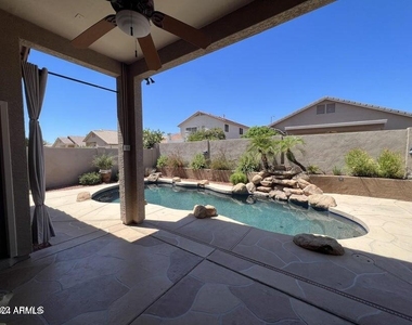 7922 W Ross Avenue - Photo Thumbnail 18