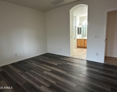 8811 W Nicolet Avenue - Photo Thumbnail 11