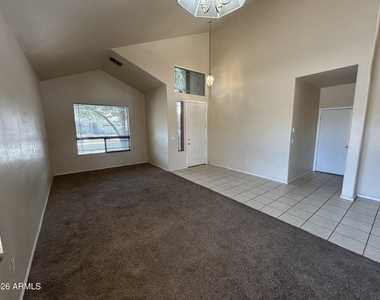 1240 E Baylor Court - Photo Thumbnail 4