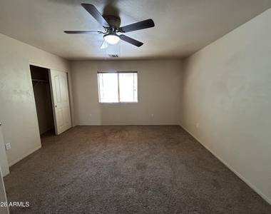 1240 E Baylor Court - Photo Thumbnail 24