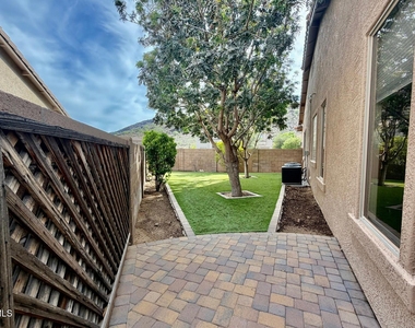 5916 W Fetlock Trail - Photo Thumbnail 25