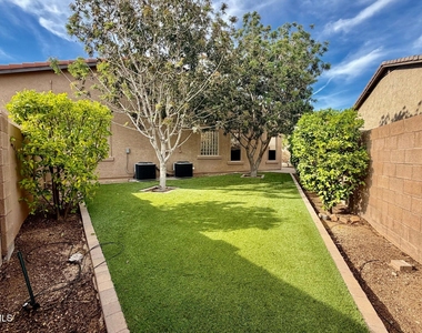 5916 W Fetlock Trail - Photo Thumbnail 26