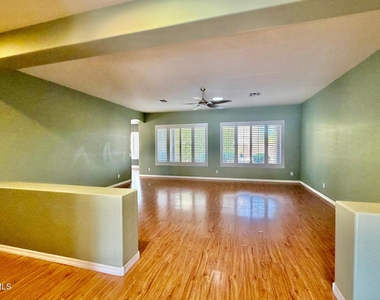 5916 W Fetlock Trail - Photo Thumbnail 1