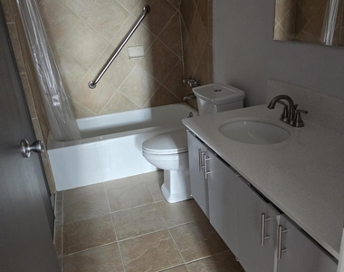 2323 N Central Avenue N - Photo Thumbnail 5