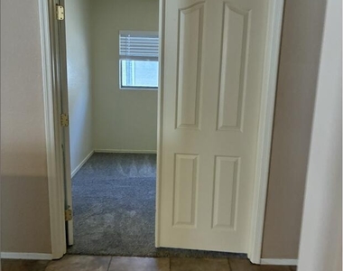 3464 E Wyatt Way - Photo Thumbnail 8